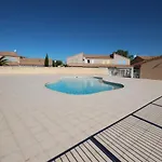 Vila Belle 2 Chambres, Veranda, Terrasse Parking Privatif Dans Securisee Avec Piscine Commune 800 M De La Lrcs87 Portiragnes